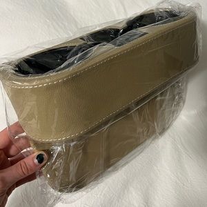 2/$20 ~USED EXTRA CAR/TRUCK CONSOLE HOLDER